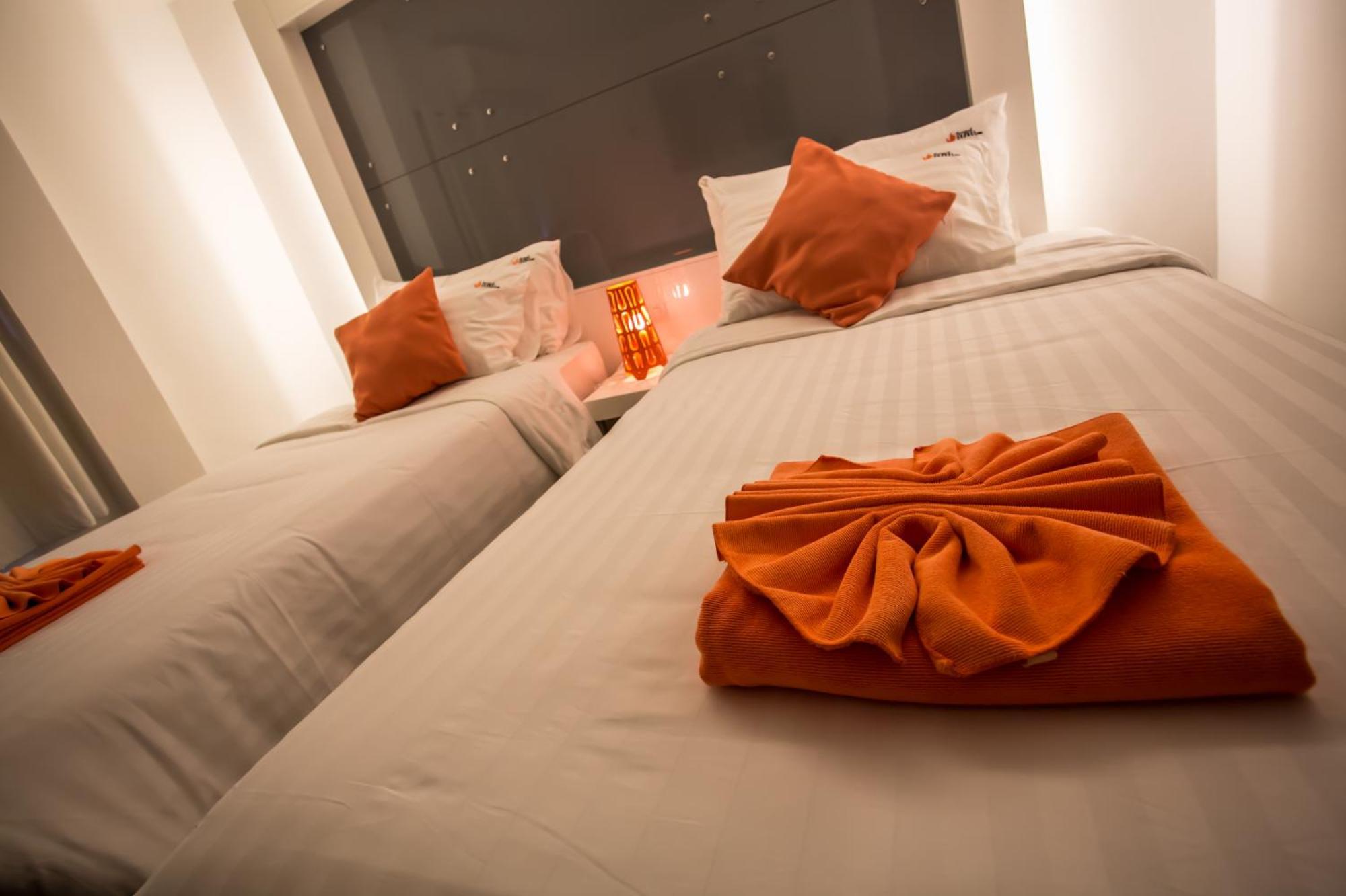 The Original Orange Hotel Накхонсітхаммарат Номер фото