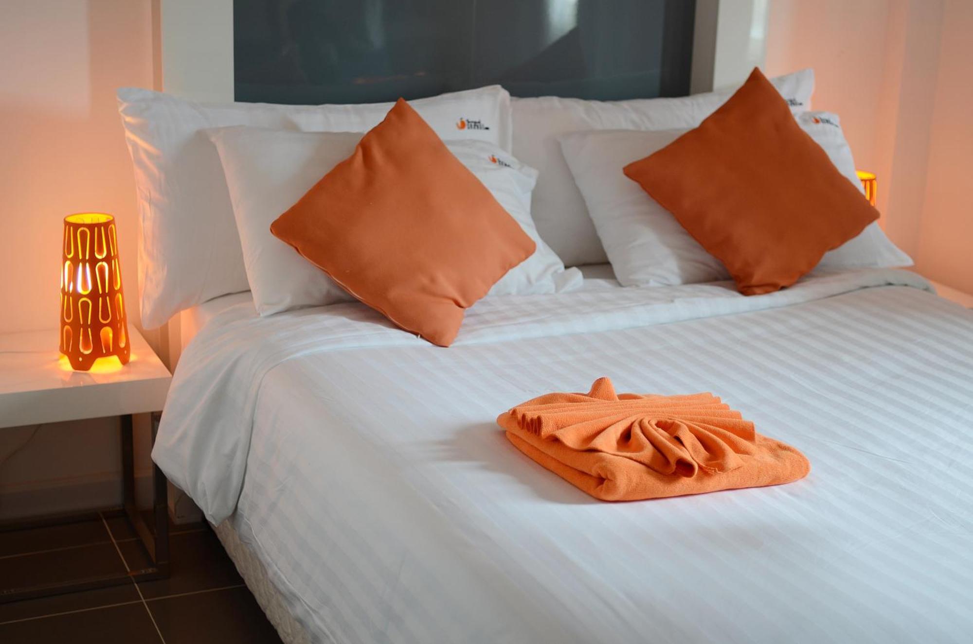 The Original Orange Hotel Накхонсітхаммарат Номер фото